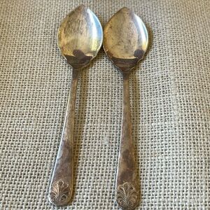 Vintage silver plate England Jelly or Jan tea spoons set of 2